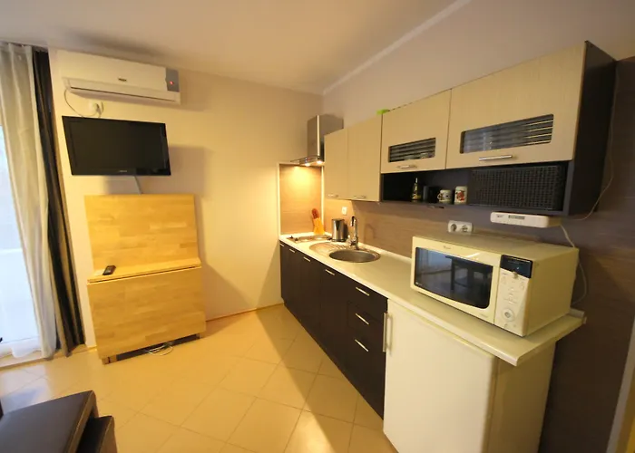 Menada Grand Kamelia Slăntjev Brjag