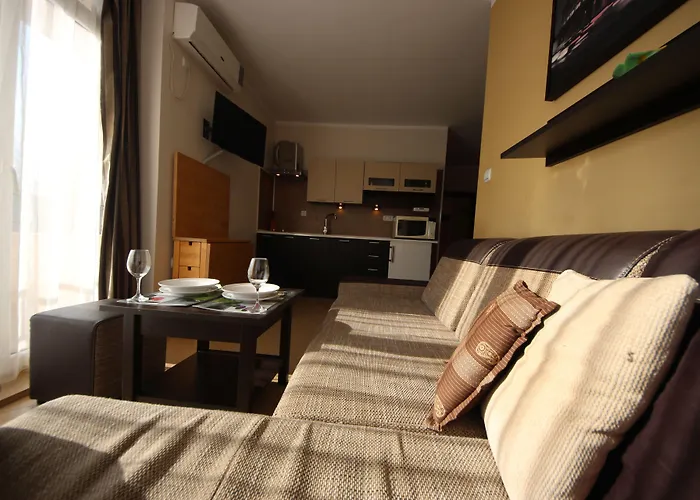 Menada Grand Kamelia Slăntjev Brjag