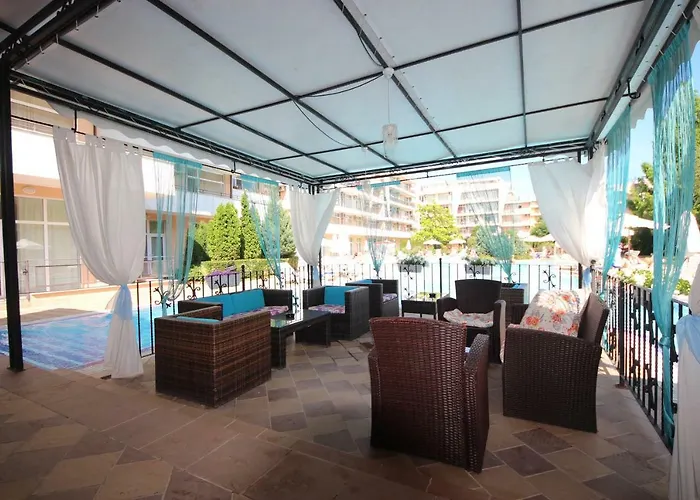 Menada Grand Kamelia Slăntjev Brjag