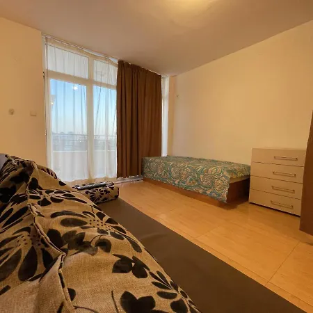 Apartment Menada Grand Kamelia *