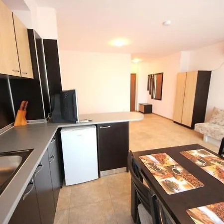 Menada Grand Kamelia Apartamento Sunny Beach