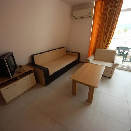 Apartamento Menada Grand Kamelia *