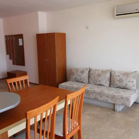 Menada Grand Kamelia Apartamento *
