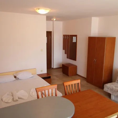 Apartamento Menada Grand Kamelia *