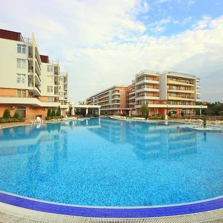 Menada Grand Kamelia Apartment