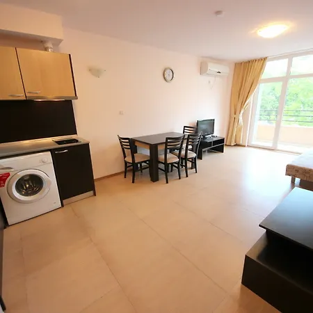 Apartment Menada Grand Kamelia *
