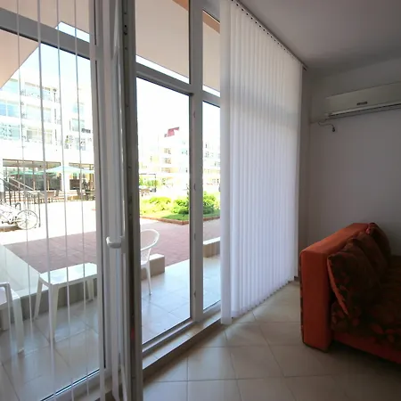 Menada Grand Kamelia Apartment *